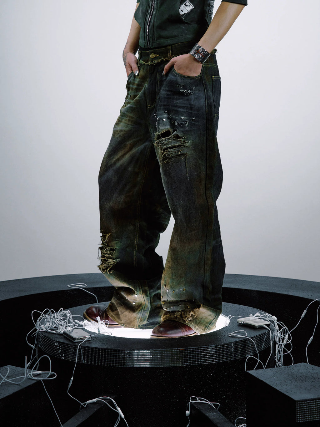 PAIKI Ripped Burr Straight Loose Jeans