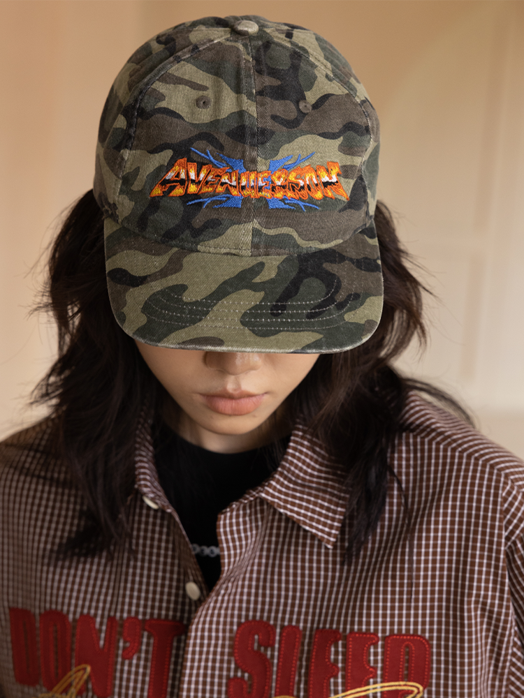 AVENUESON Embroidered Vintage Logo Curved-brimmed Baseball Cap