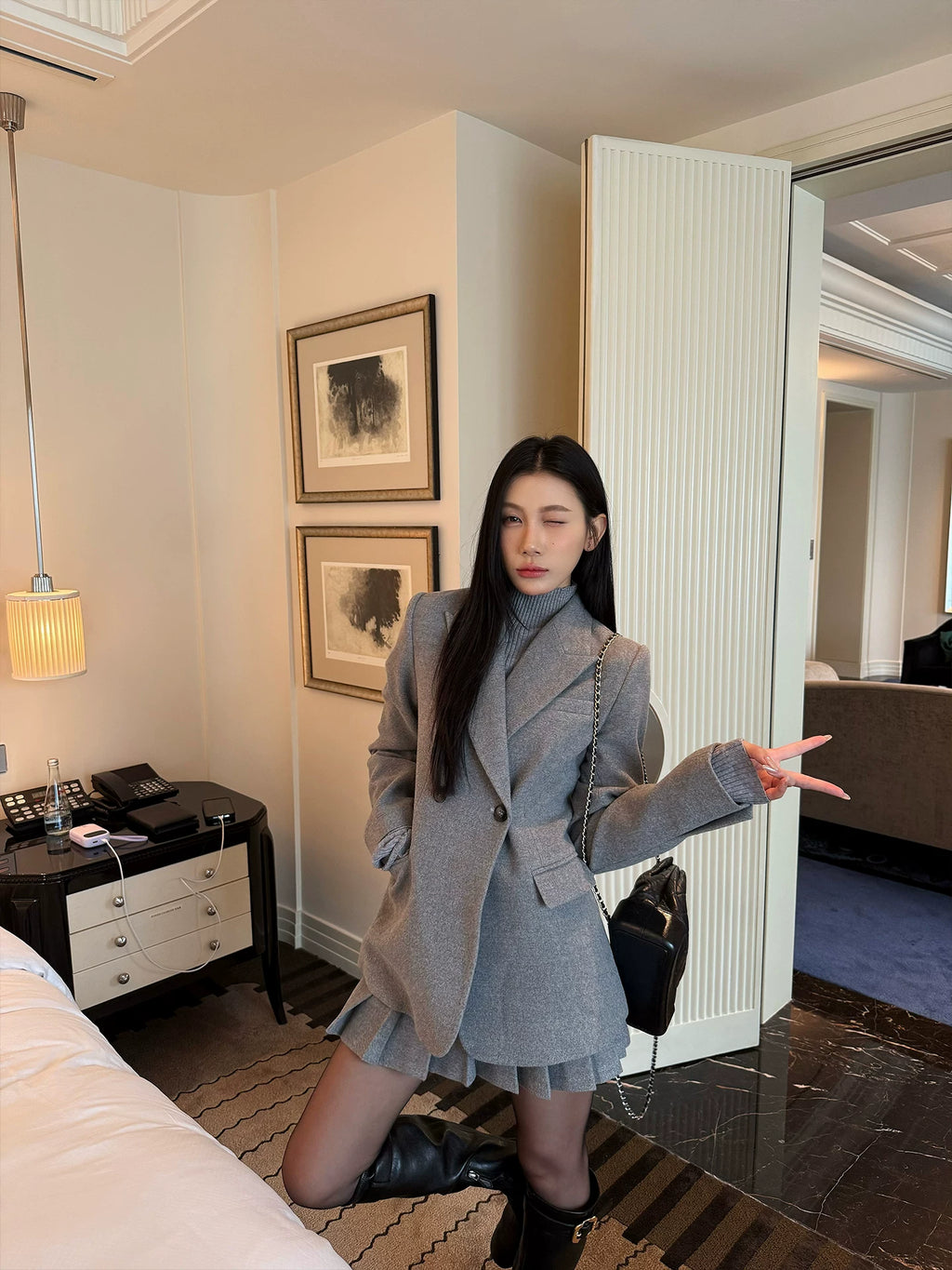 YOUNG KYLIN Pleated Skirt Blazer