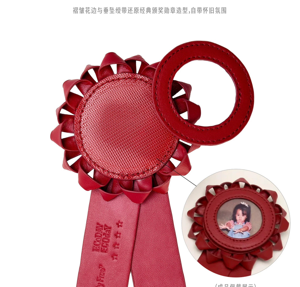Ecoday Mind Badge Pendant