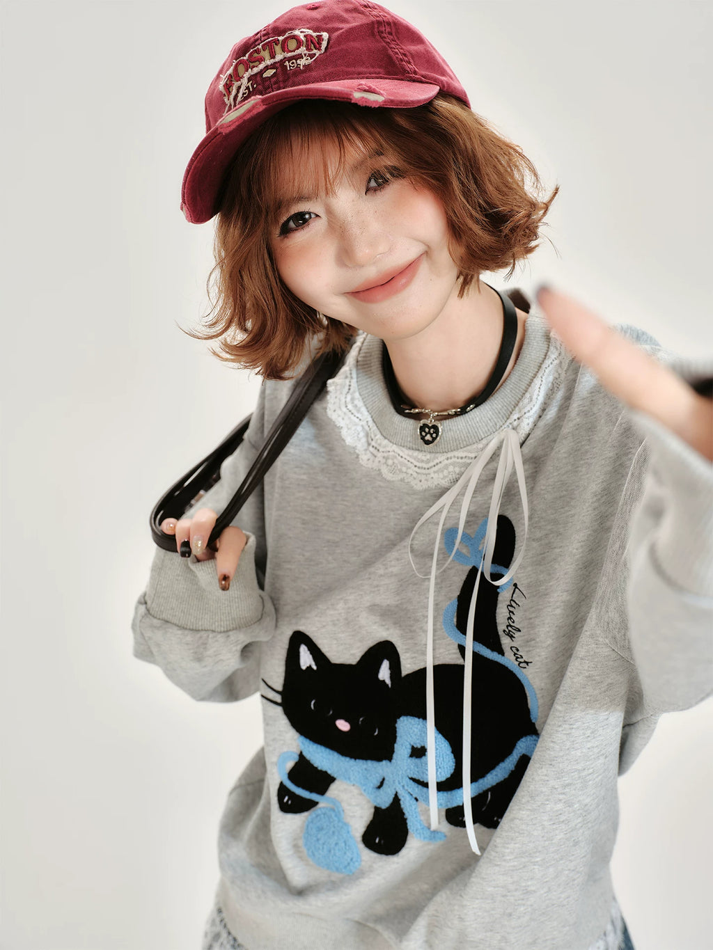 Girlyhalo Retro Hem Lace Pullover Round Neck Sweatshirt