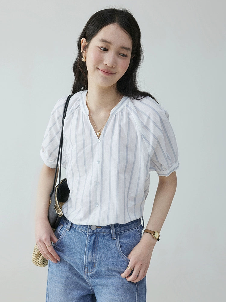 VOOE Contrast Striped V-Neck Pullover Commuter Shirt