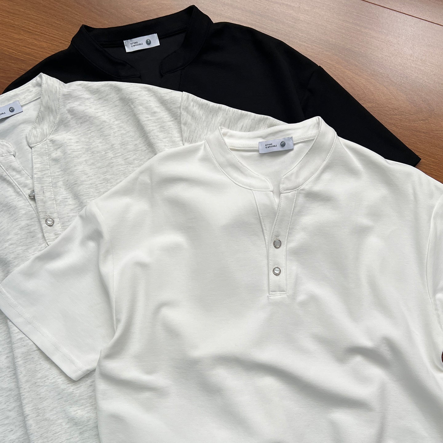 UNF Small V-neck Versatile Casual Tee