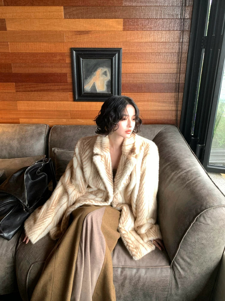 KELIFAN Hong Kong Style Retro Fur Jacket