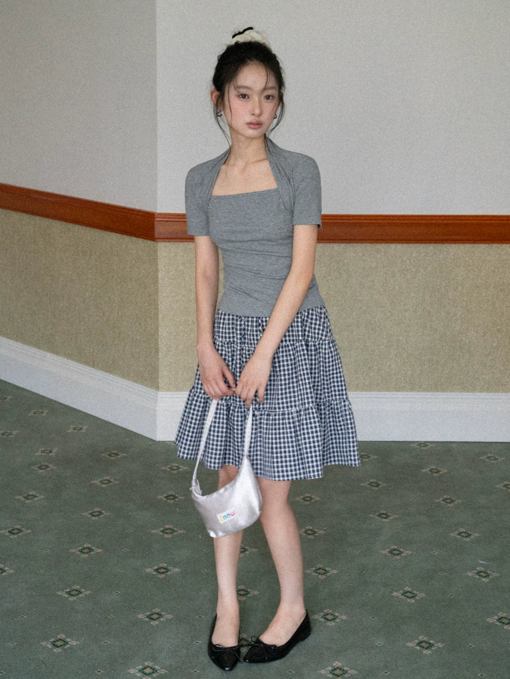 EGGKA Fake Two Pieces Slim Square Collar Slim Tee