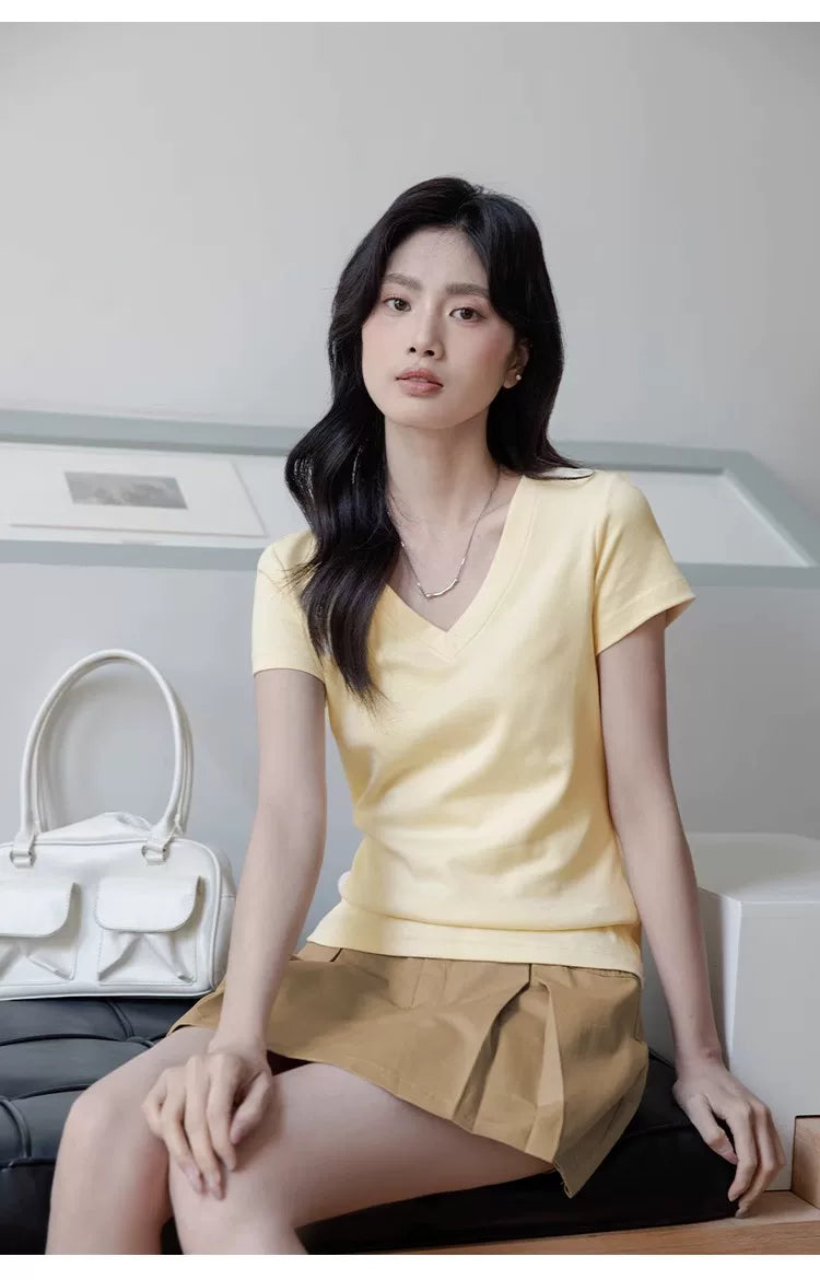 XUJING Simple V-neck Slim and Thin Tee