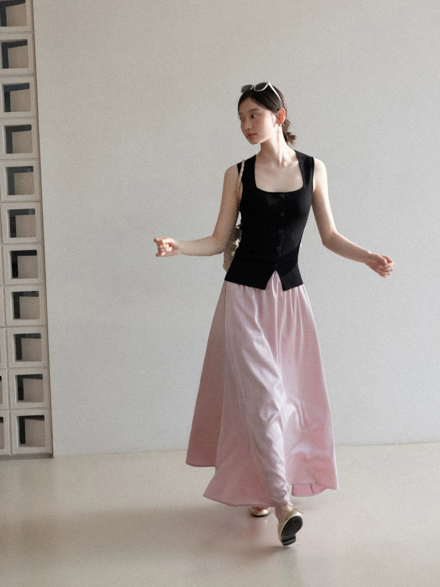 Cantonstory Square Neck Waist Sleeveless Suspender Vest Skirt Set