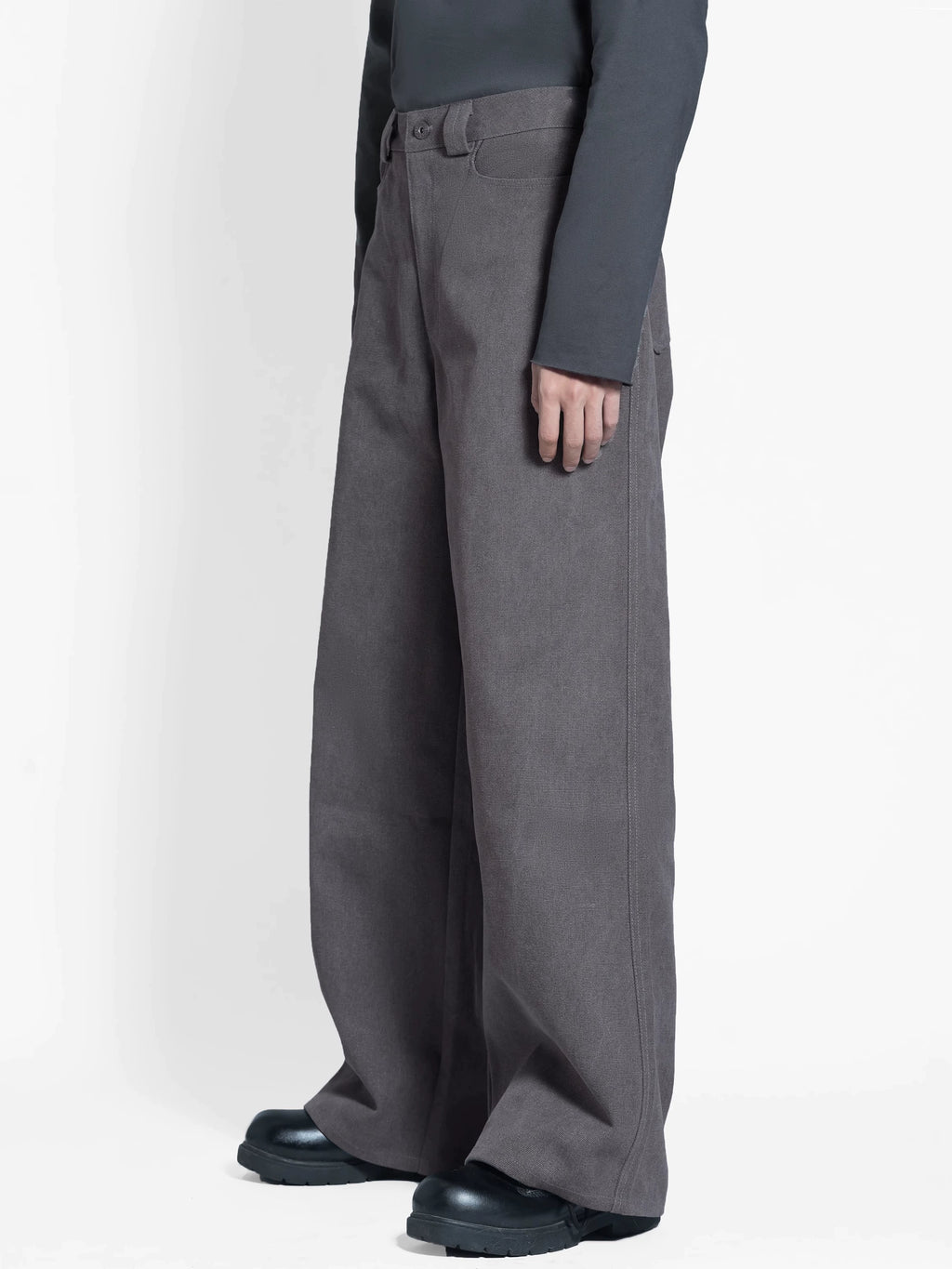 ETHEREAL PRODUCTION Corrugated Loose-cut Leg Canvas Casual Overalls