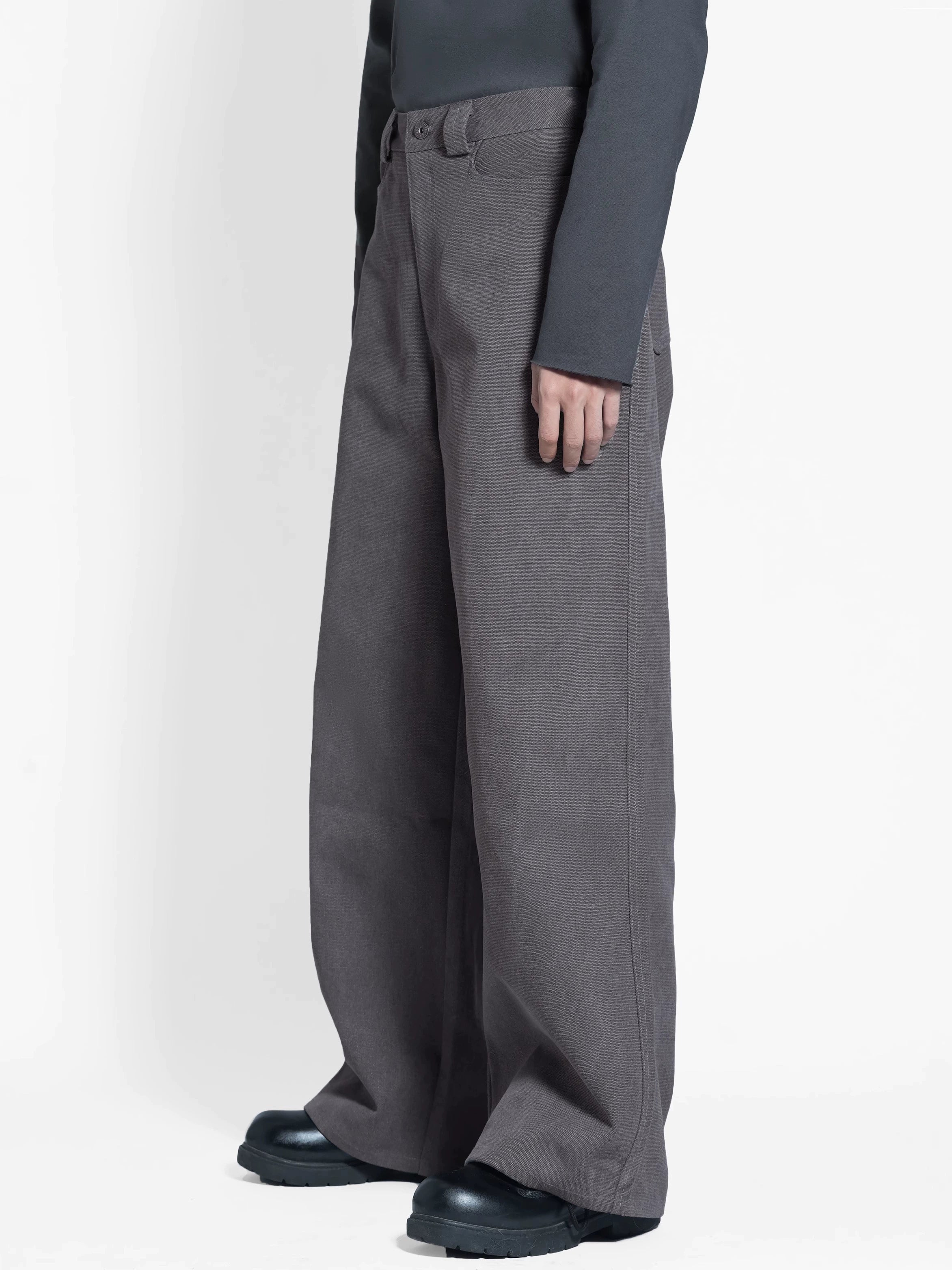 ETHEREAL PRODUCTION Corrugated Loose-cut Leg Canvas Casual Overalls