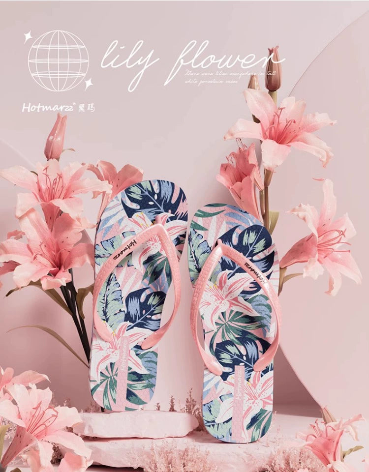 Hotmarzz Outer Wear Non-slip Fashion Slippers Pinch Slippers