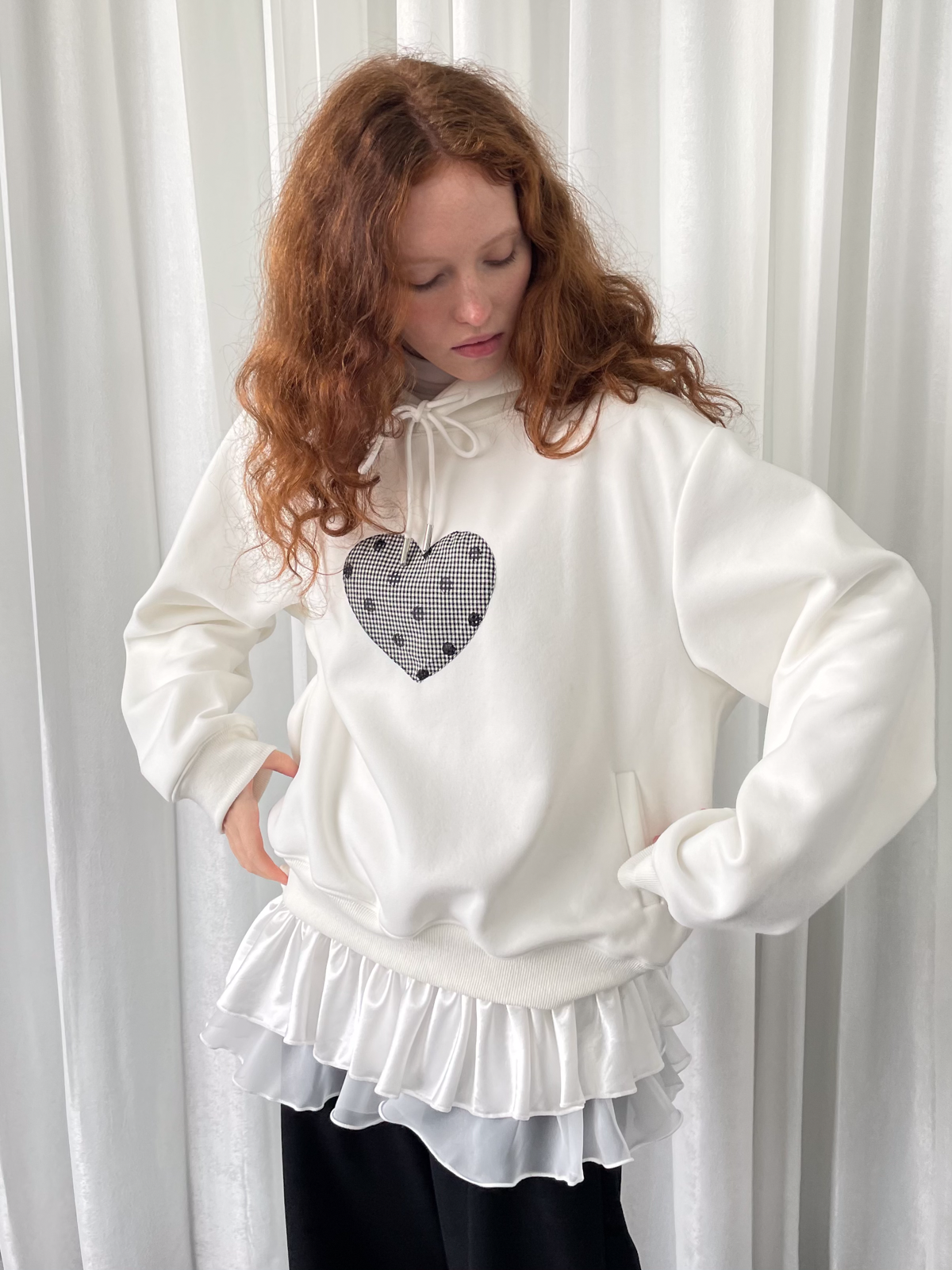Loosesmell Turtleneck Cake Hem with Long Sleeves