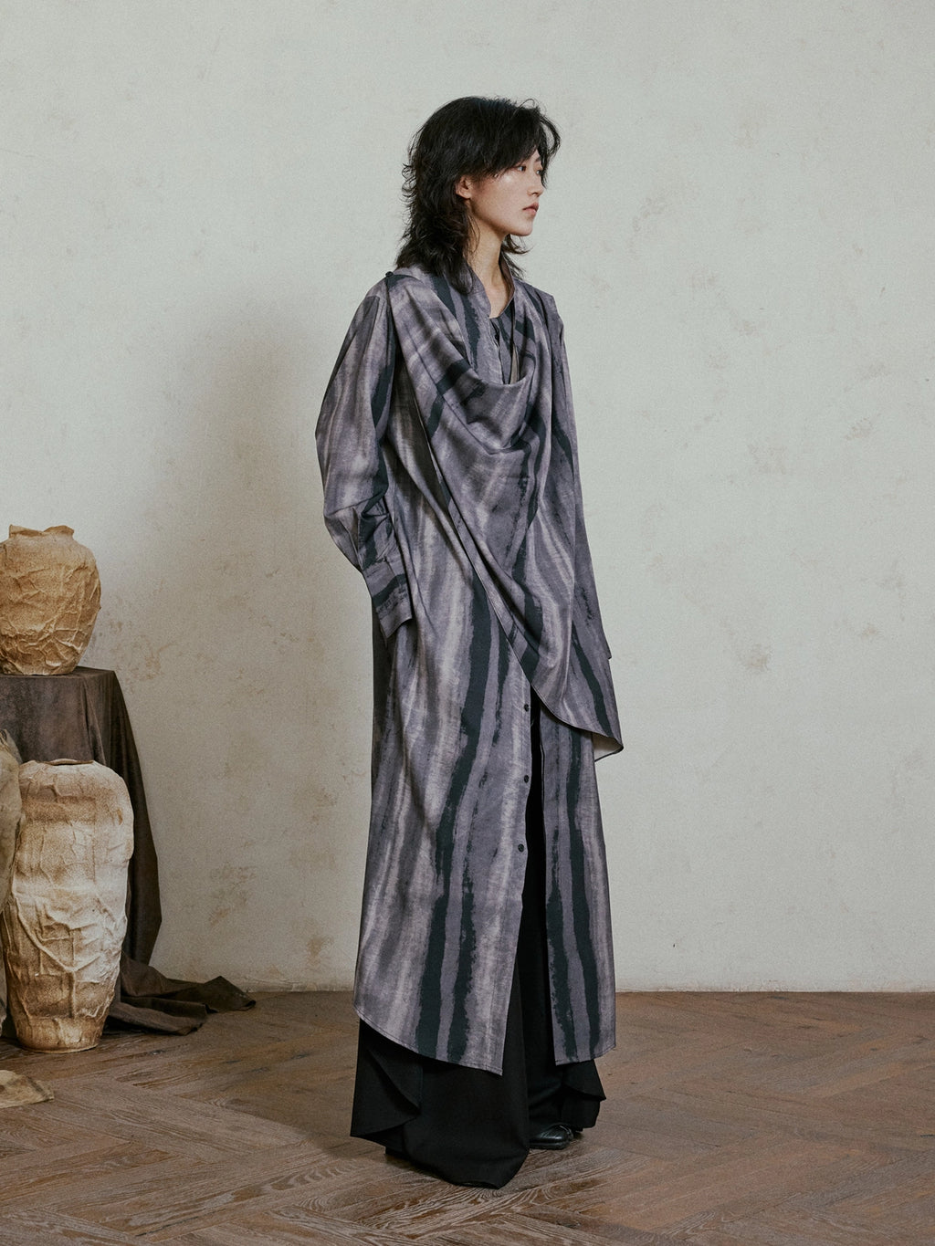 SUNYVONNE Asymmetrical Diagonal Placket Smudged Striped Long-sleeved Shirt