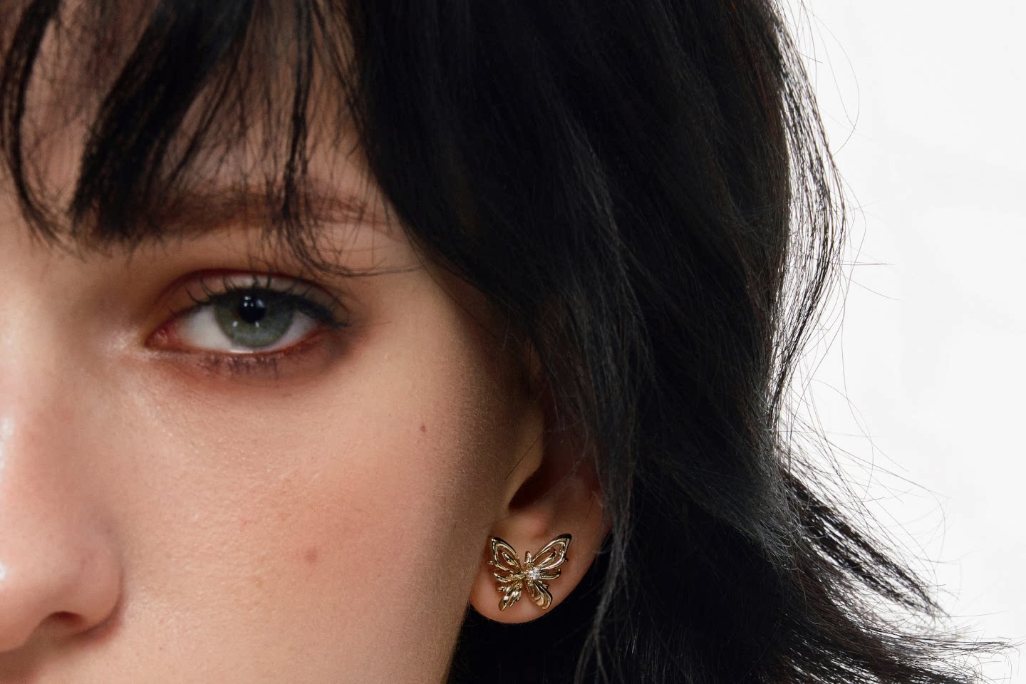SUMIYAKI Three-dimensional Hollow Butterfly Earrings