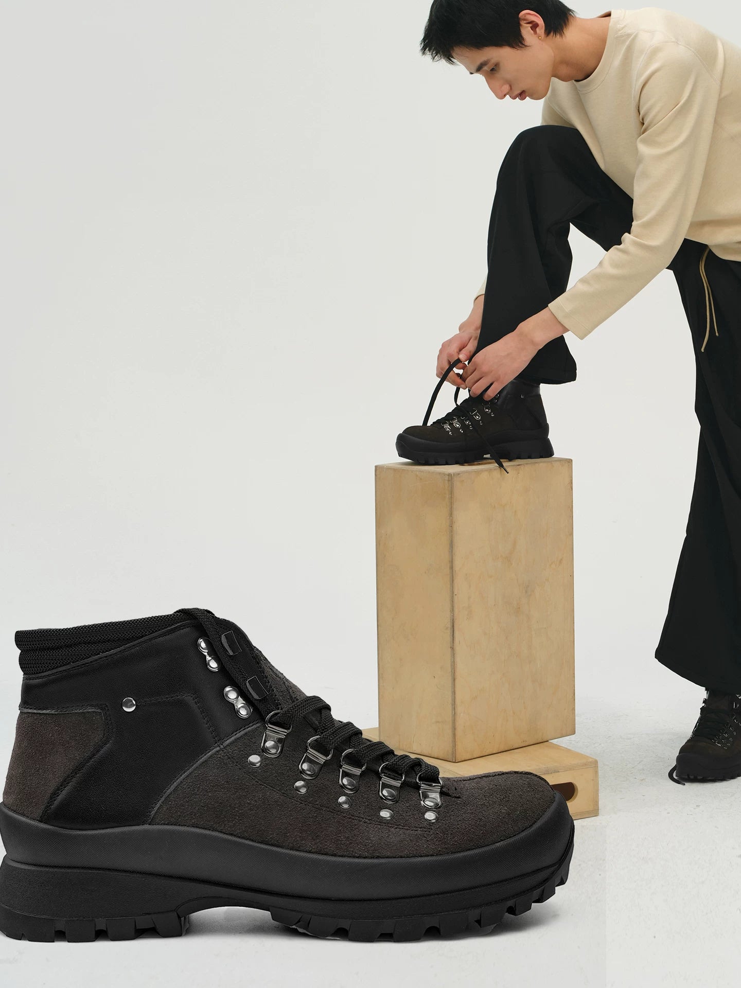 No Logo Patchwork Calfskin Hiking Boots