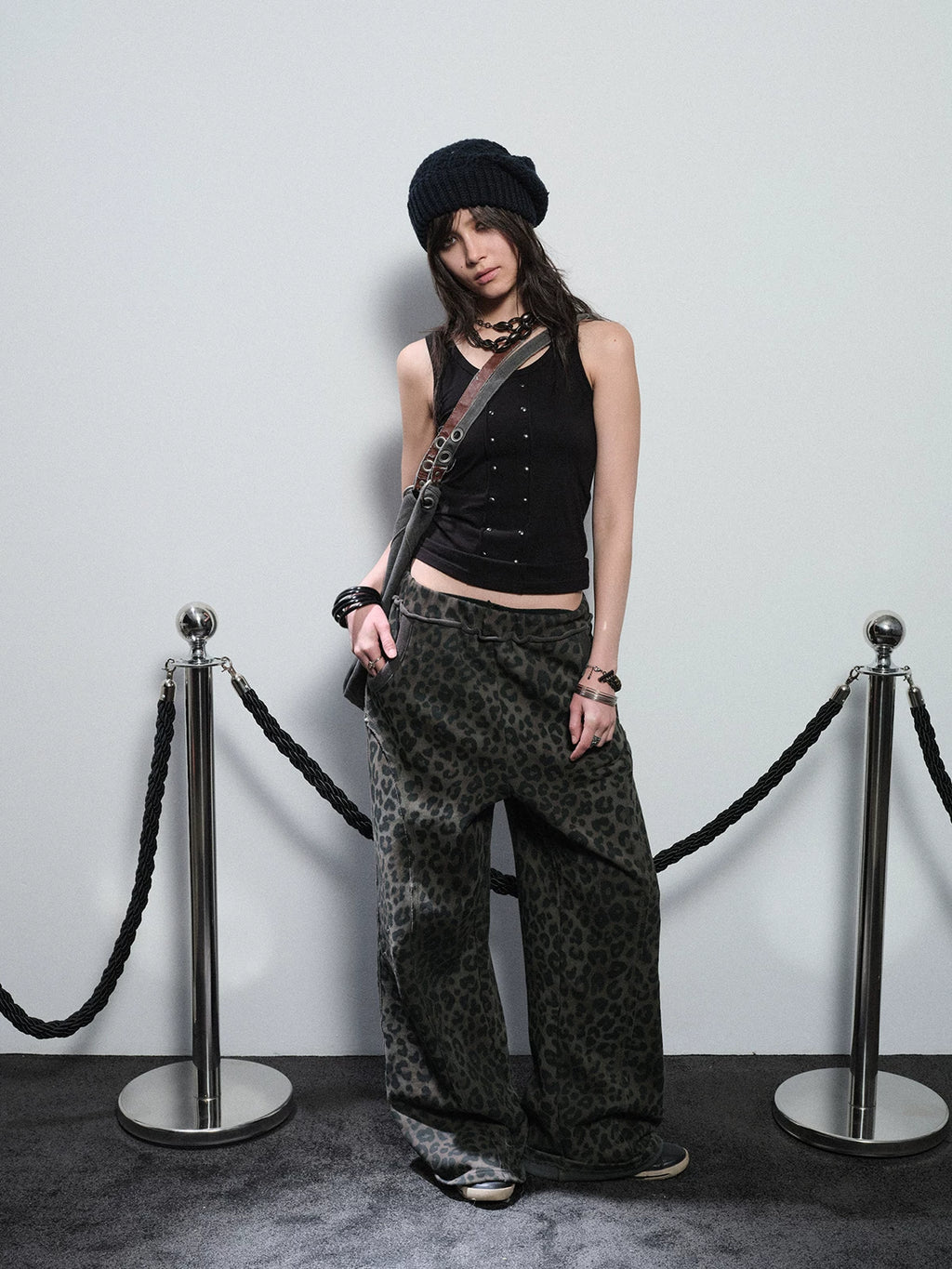 WearAndtear Leopard Print Burr Rivet Wide-leg Straight Sweatpants
