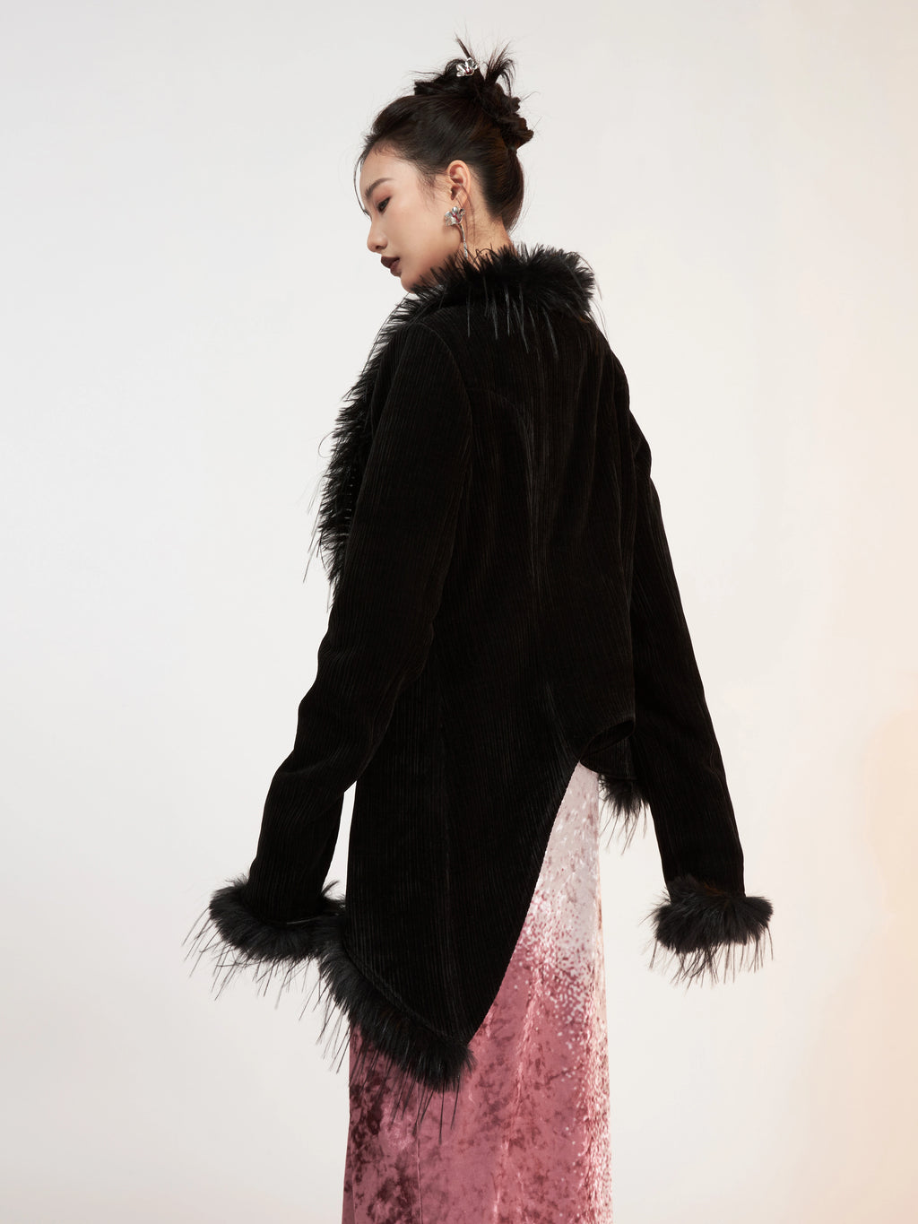 Eidolon Grain Vintage Fur Collar Irregular Fur Short Jacket