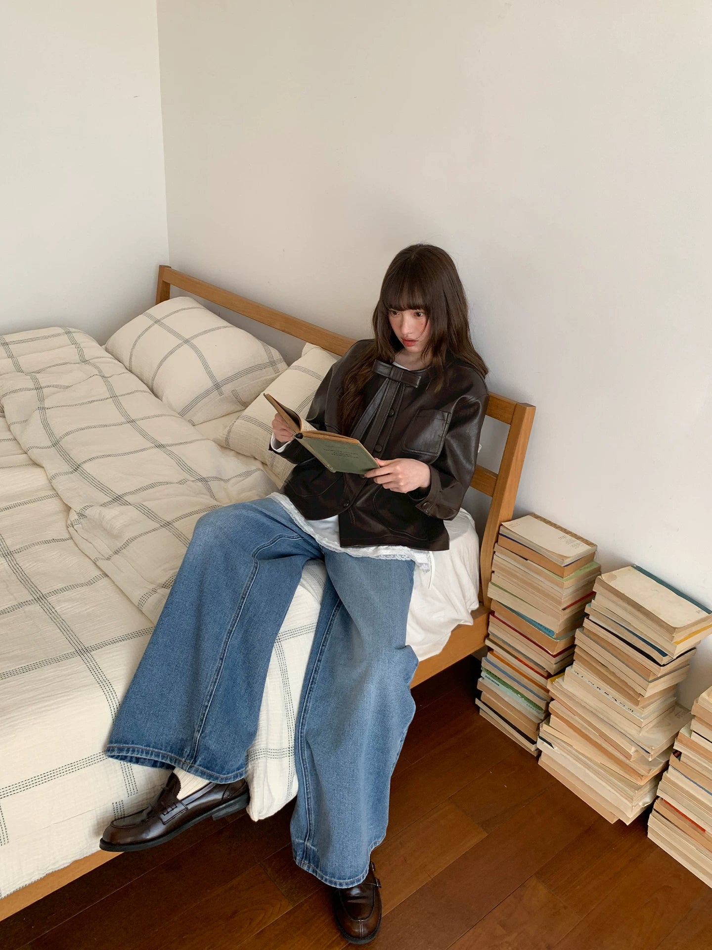 Kano Bow-embellished Small Crew Neck Leather Jacket