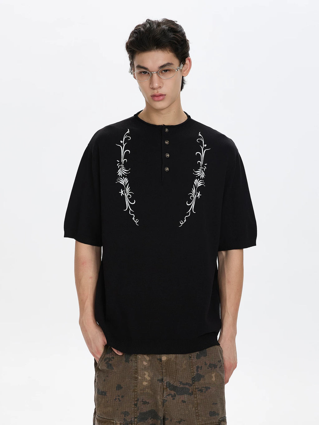 A PUEE Vintage Floral Embroidery Knitted Tee