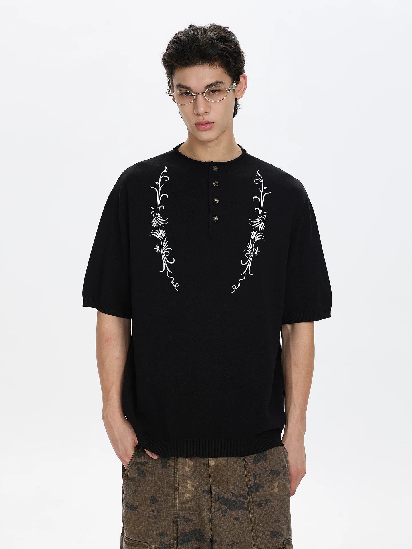 A PUEE Vintage Floral Embroidery Knitted Tee