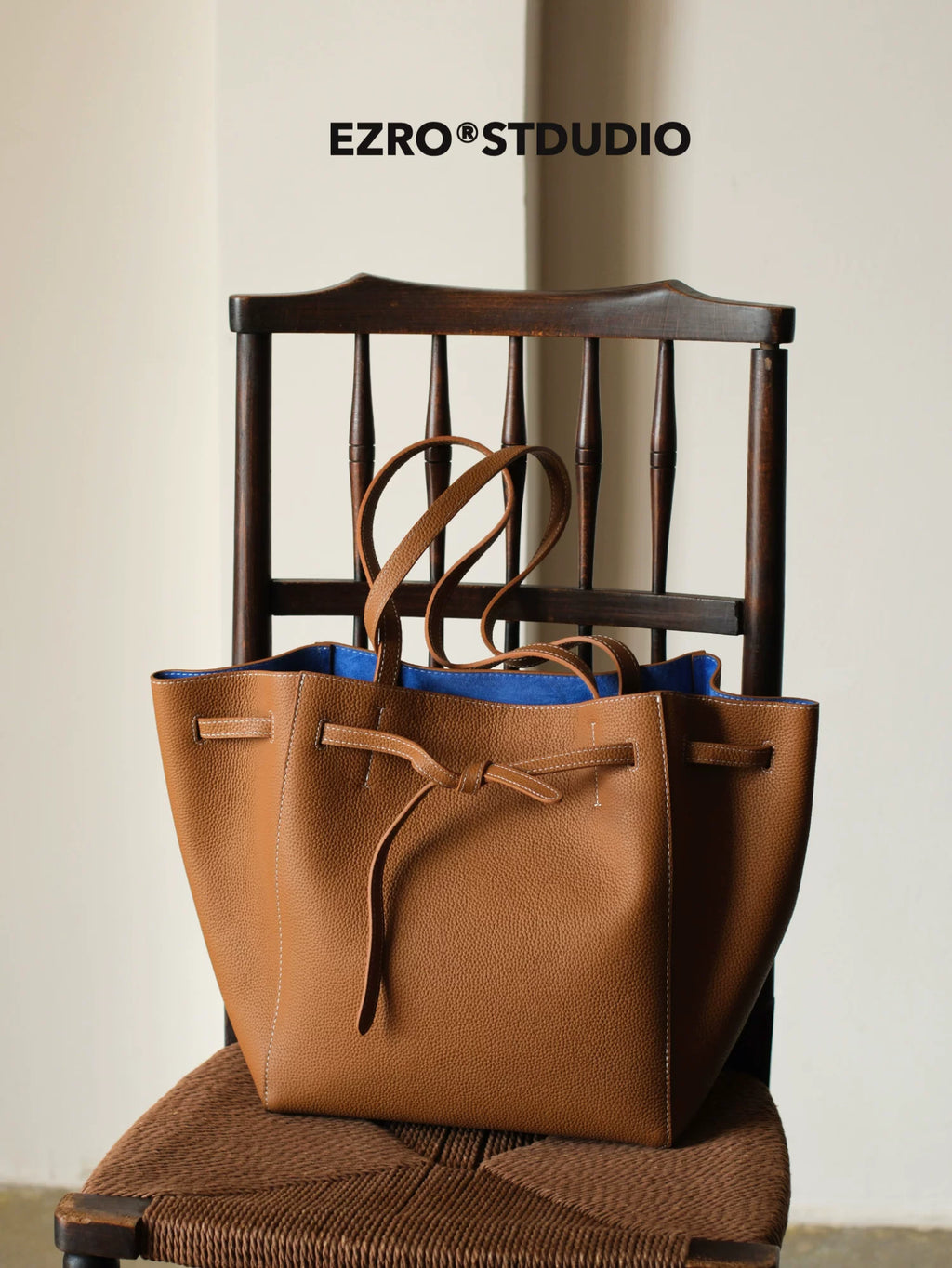 EZRO Premium Simple Large Capacity Leather Versatile Tote Bag