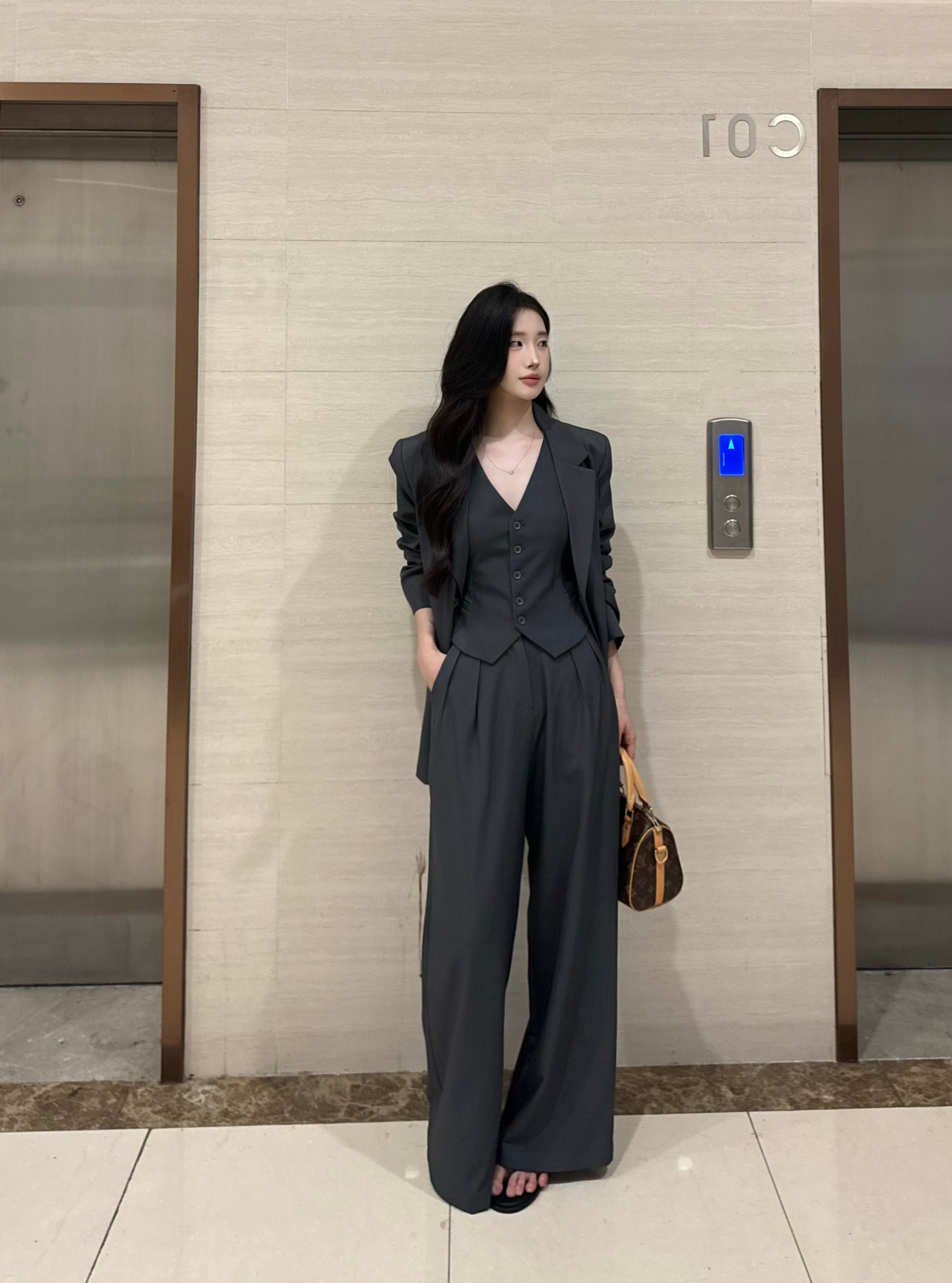 PANPANSTUDIO Simple Commuter Vest Wide-leg Pants Set
