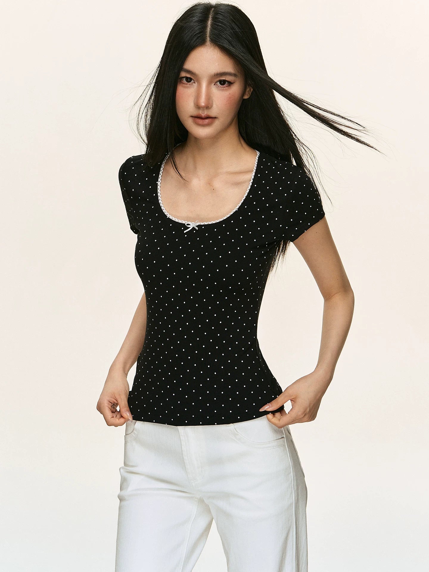 Anna Aneae Polka Dot Lace Edge Square Collar Slim  Tee