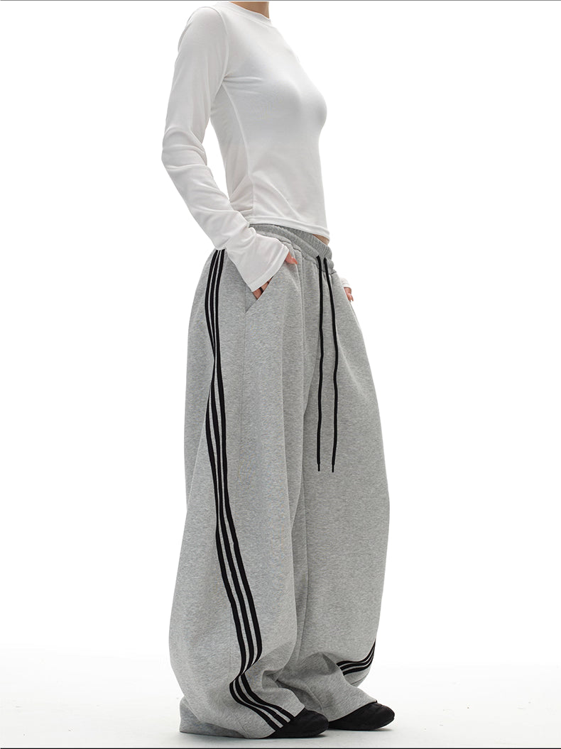 BTSG three-bar striped draped scimitar sweatpants