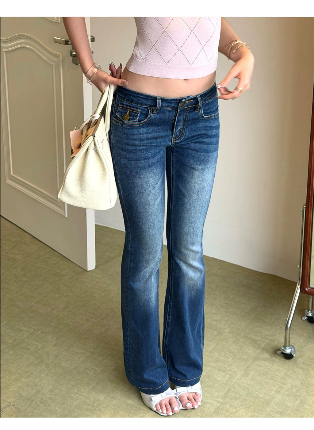 Audwyn Vintage Distressed Jeans