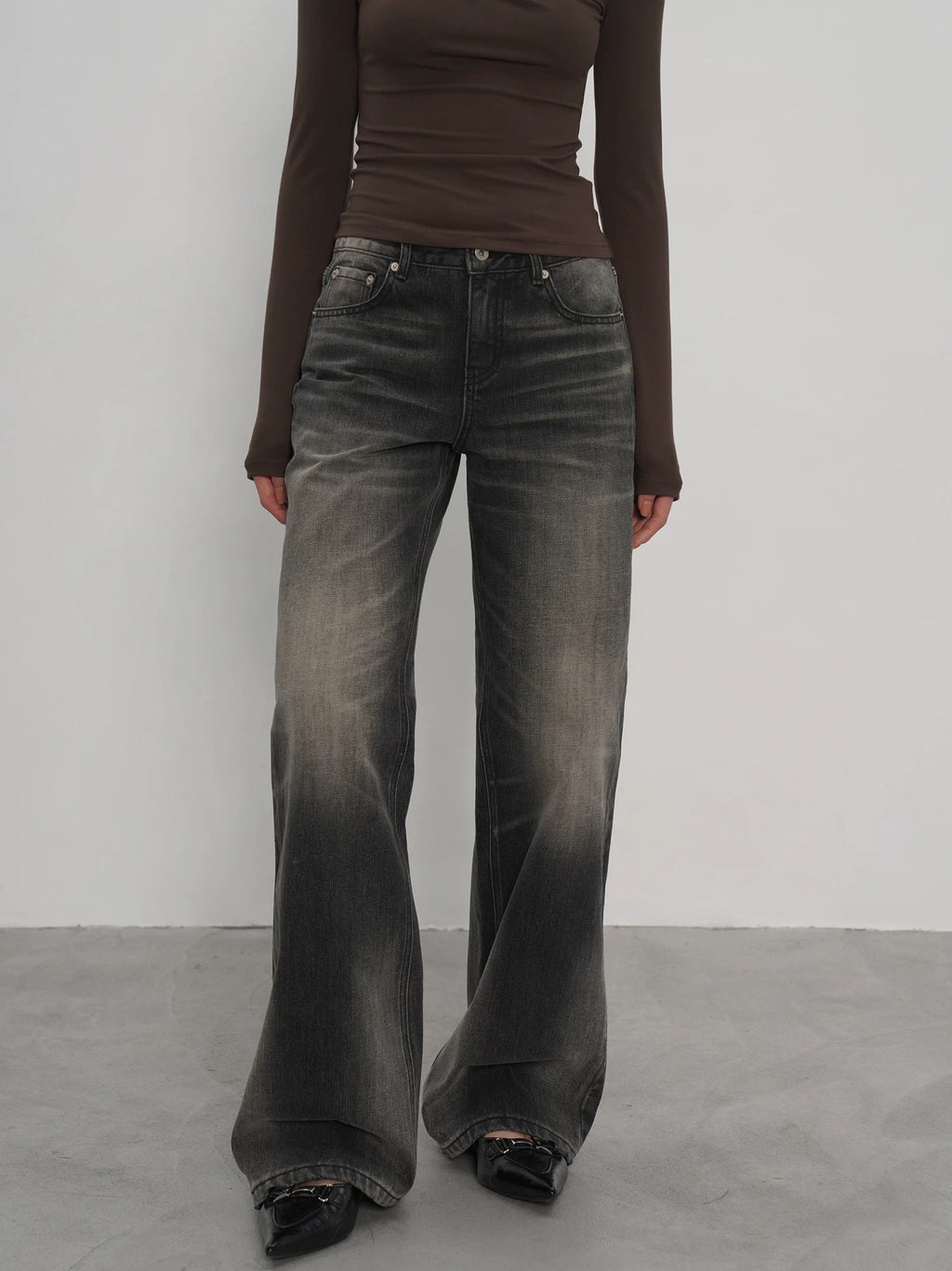 EIGHTHMONTH Vintage Straight Jeans