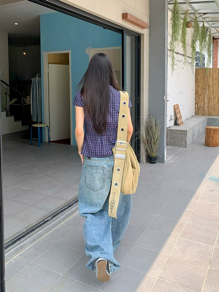 EAHO Vintage Crease Hot Diamond Washed Scimitar Jeans