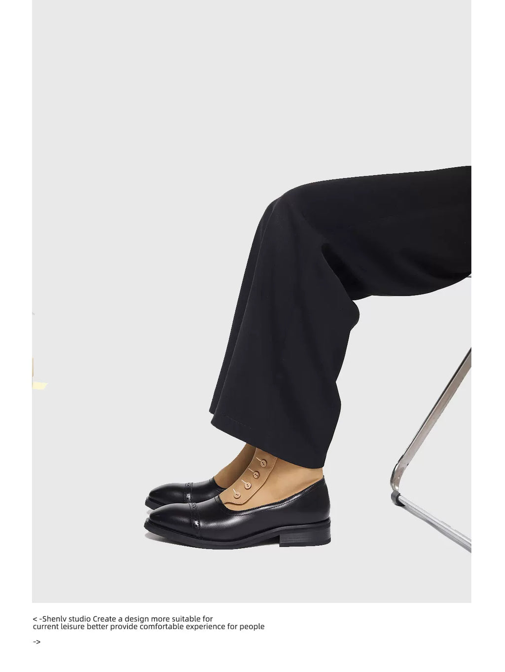 SHENLV STUDIO Pointed-toed Color-matching Short Leather Boots