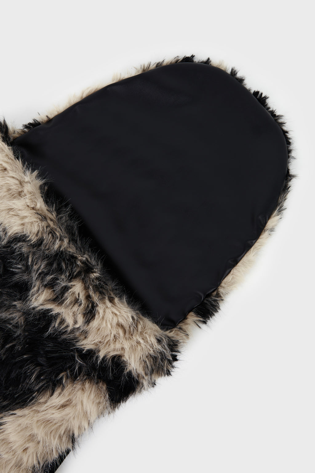 DirtySix "An Oat Cow" Wandering Wind Large Hairy Bag