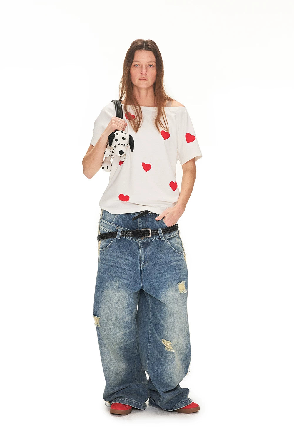 ANTERIOR LOVED Slanted Shoulder Love Print Loose Casual Tee