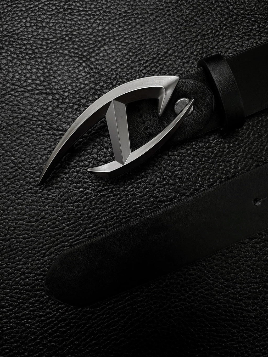 DPOL Futuristic Cleanfit Belt
