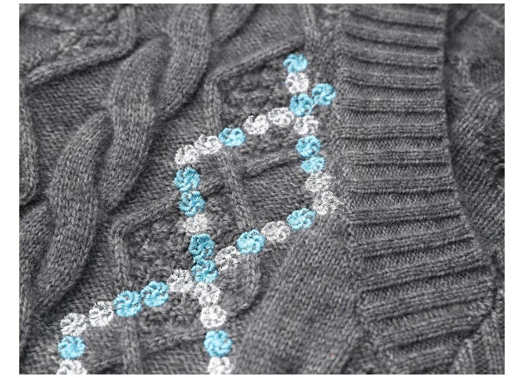 EIGHTHMONTH Jacquard V-neck Knitted Sweater