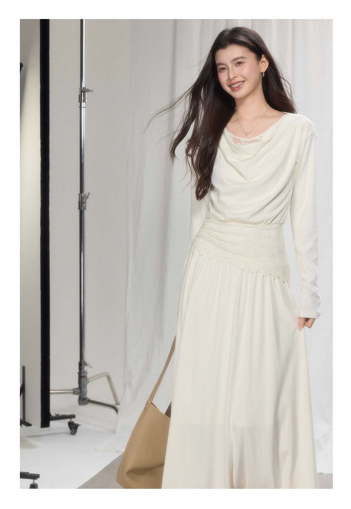 TYANG Temperament Swing Neck Long-sleeved Dress