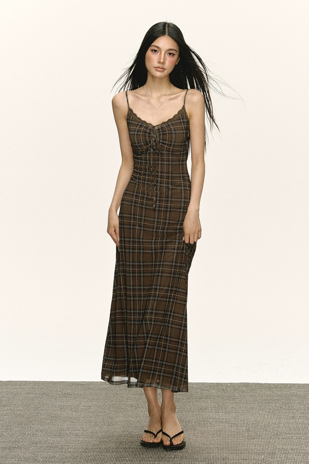 Ariseism Slim Fit Suspender Plaid Skirt