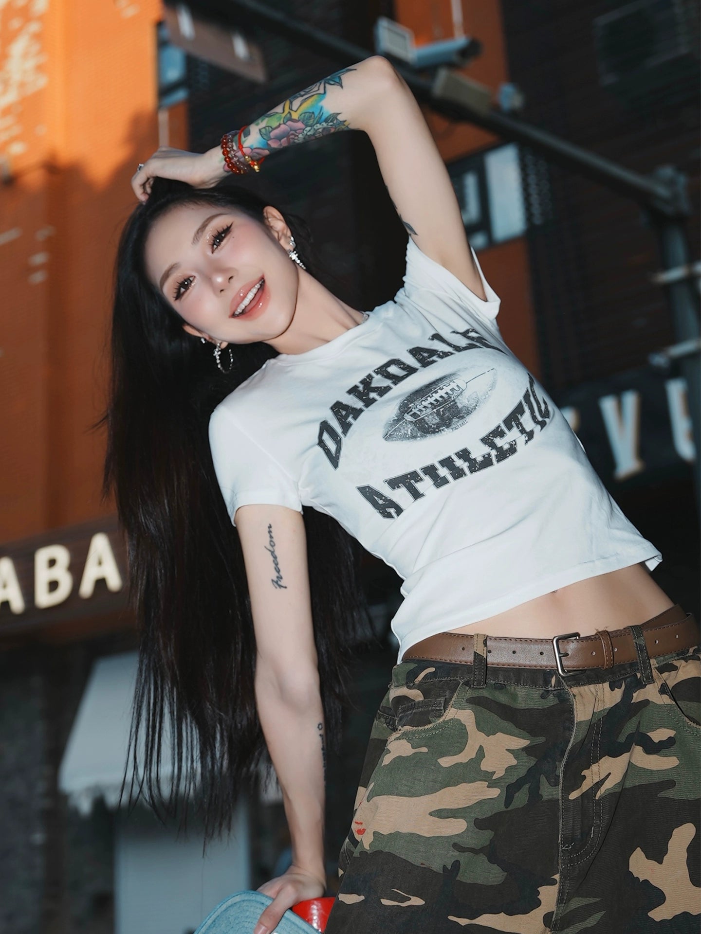 OOTC Sports Style Versatile and Thin Casual Tee