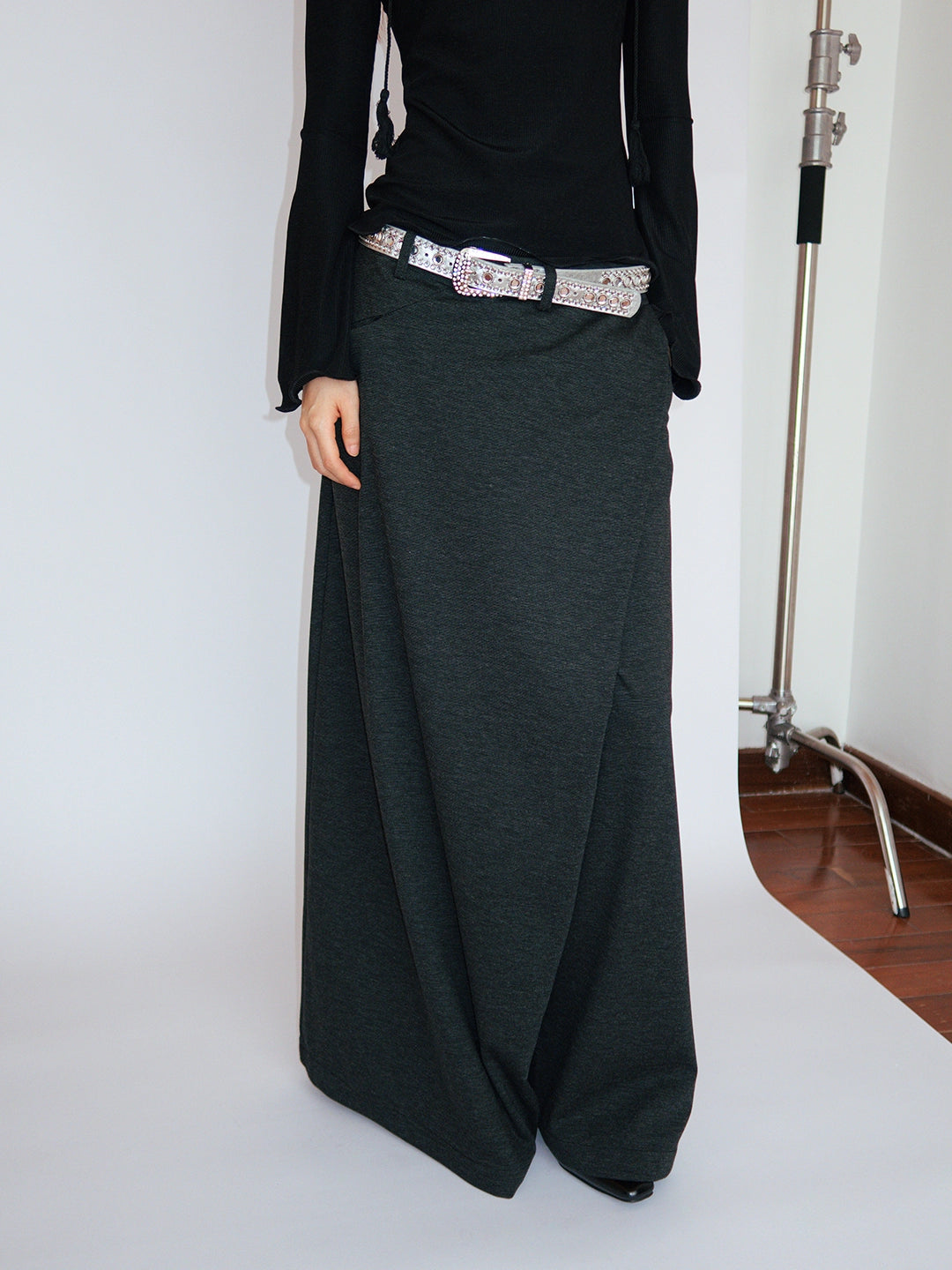 FUNKYFUN Slash-cut Silhouette Culottes