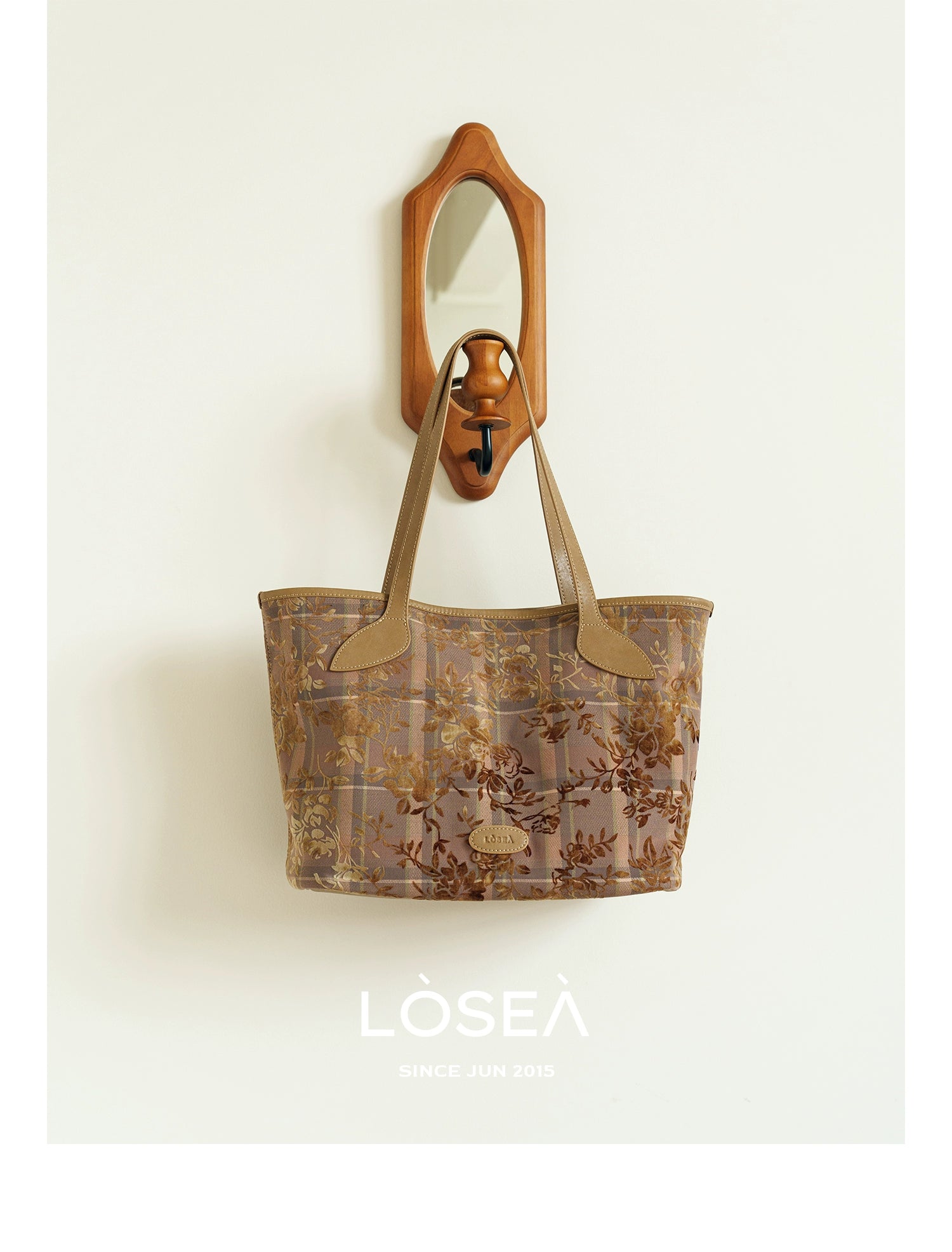 LOSEA Lu Xi All Things Grow Tie-dye flocking large-capacity tote bag