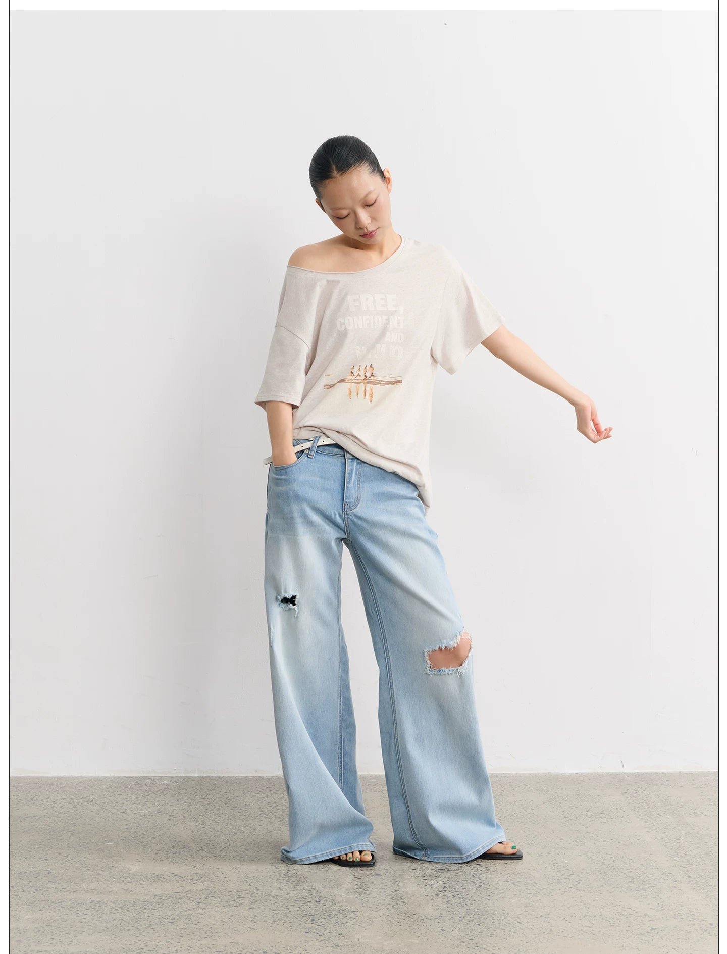 LINY LIBERTY Vintage Curled Round Neck Loose Tee