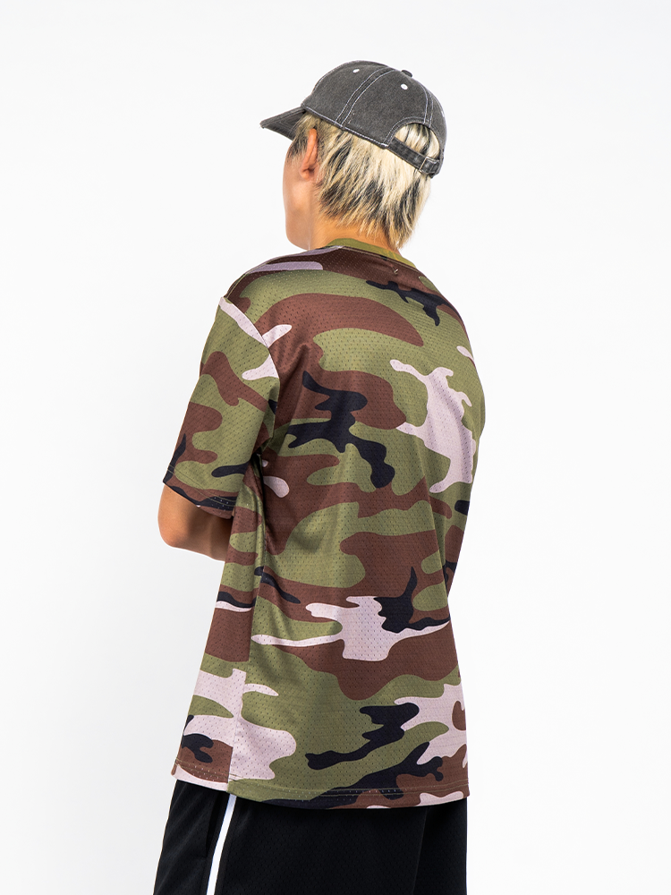 AVENUESON Camouflage Full Print Skateboard Tee