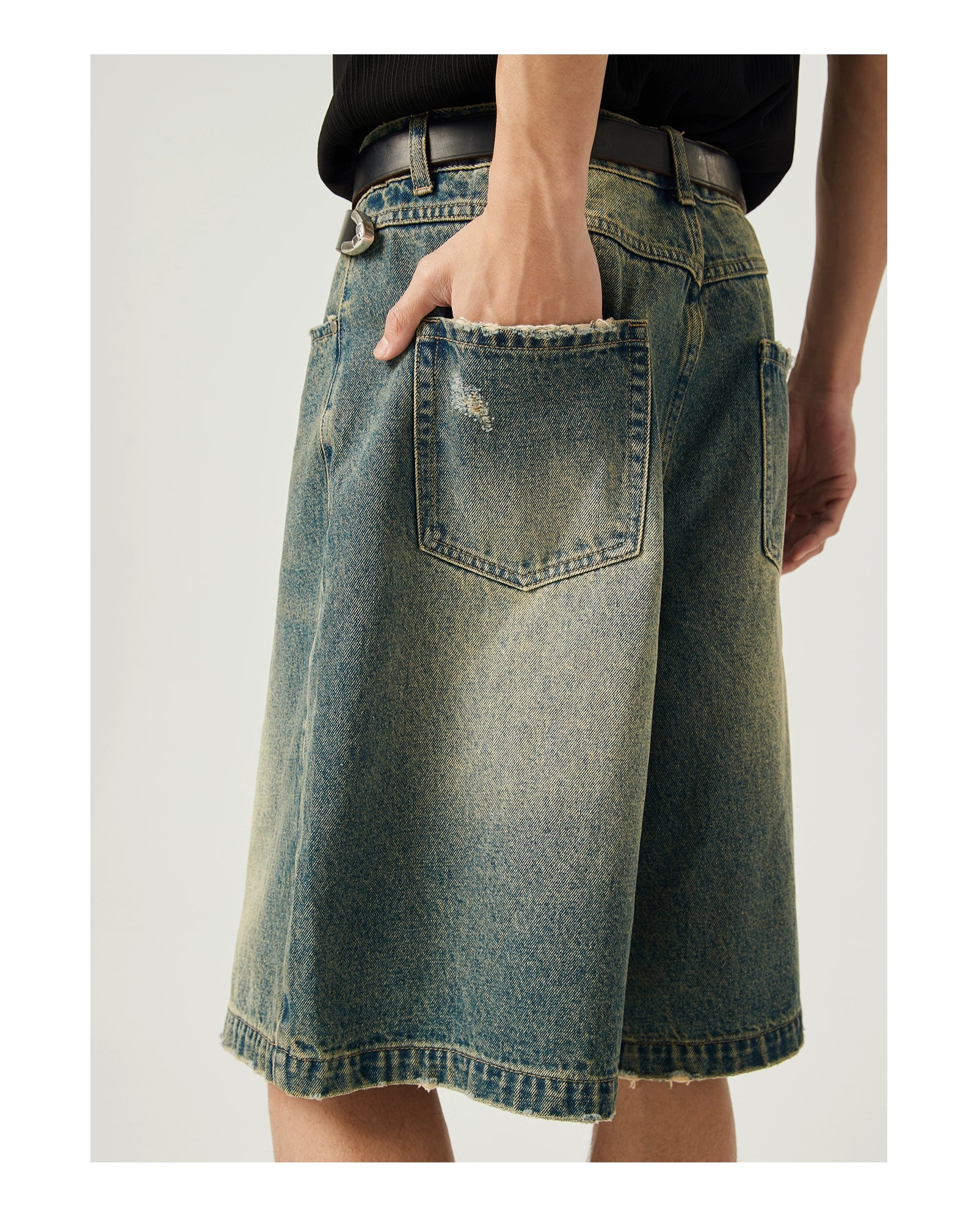 DIMC Retro Washed Yellowed Five-point Jeans