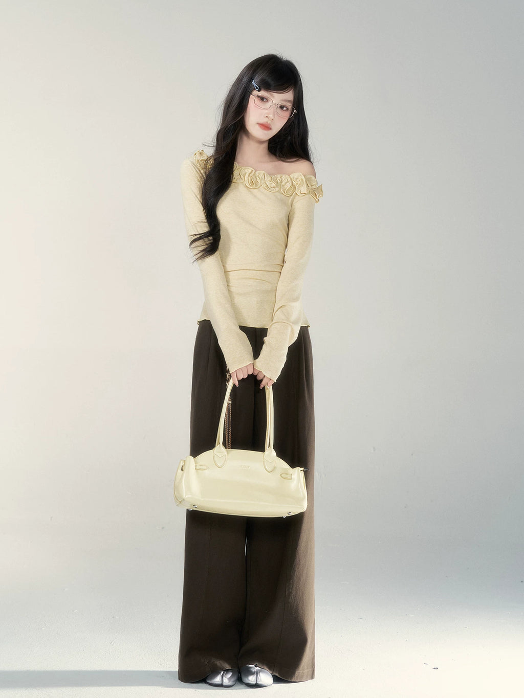 Wildberry Slant Shoulder Stand Flower Slim Knit Long Sleeve
