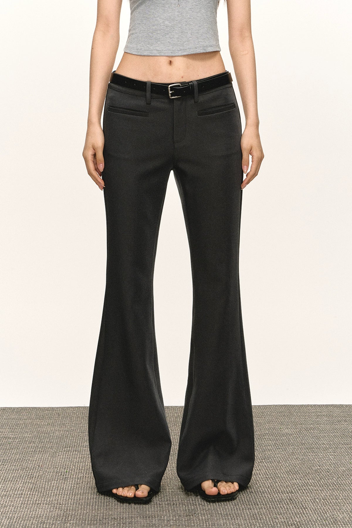 Ariseism Vintage Micro-Flared Jeans