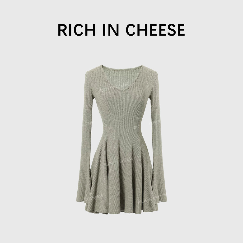RICH IN CHEESE Knitted Waist Slim Dress