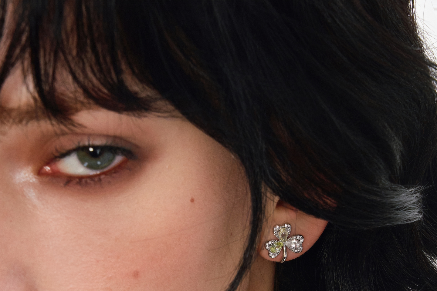SUMIYAKI Diamond Clover Earrings