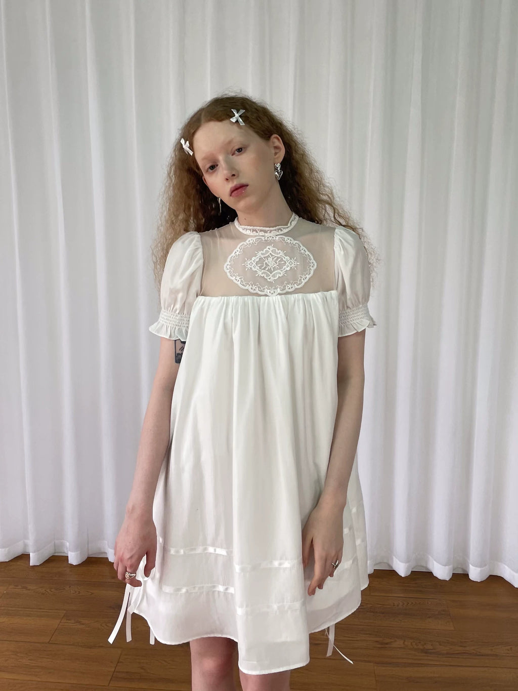 Loosesmell Lace Stitched Mesh Slim Dress