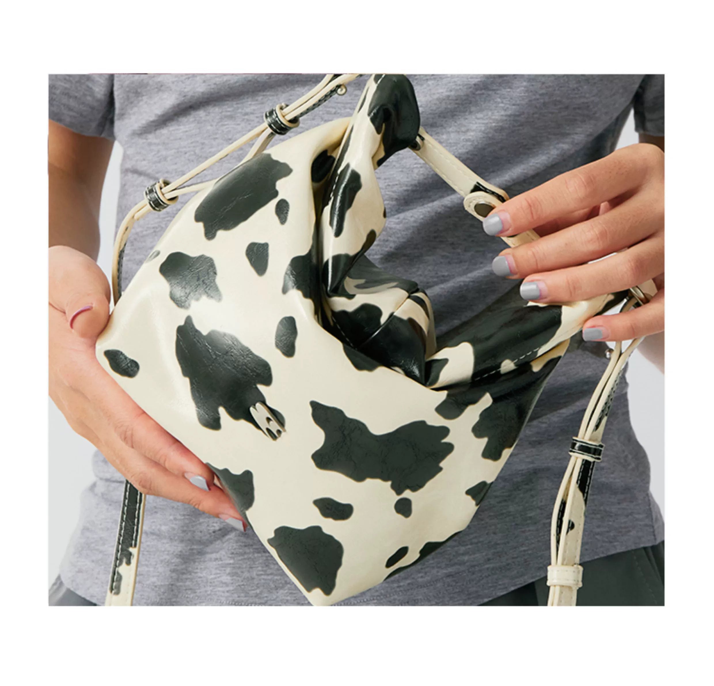 CryingCenter Cow Pattern Mini Folding Portable Messenger Bag