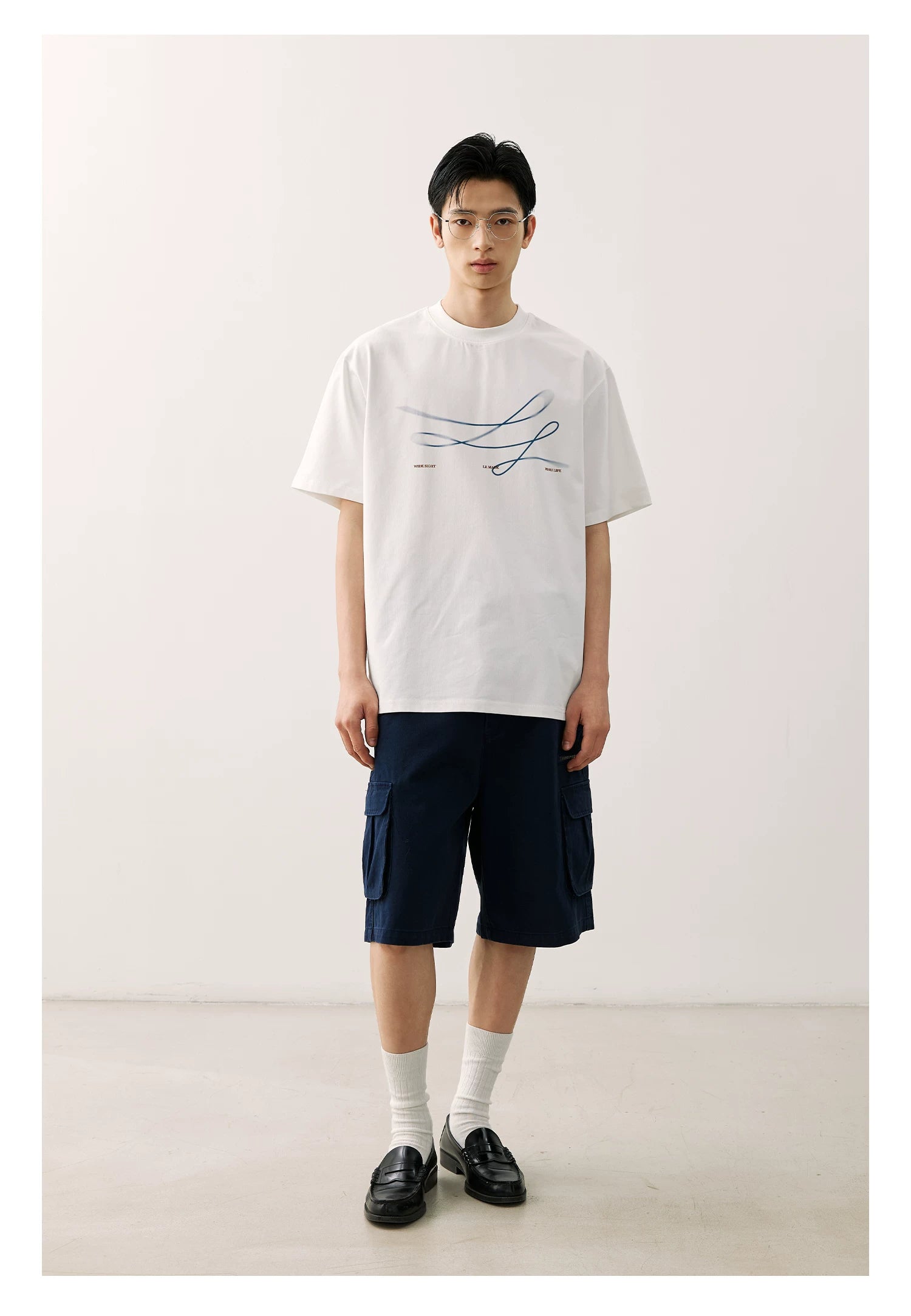 LR Cool Motion Line Pattern Loose Tee